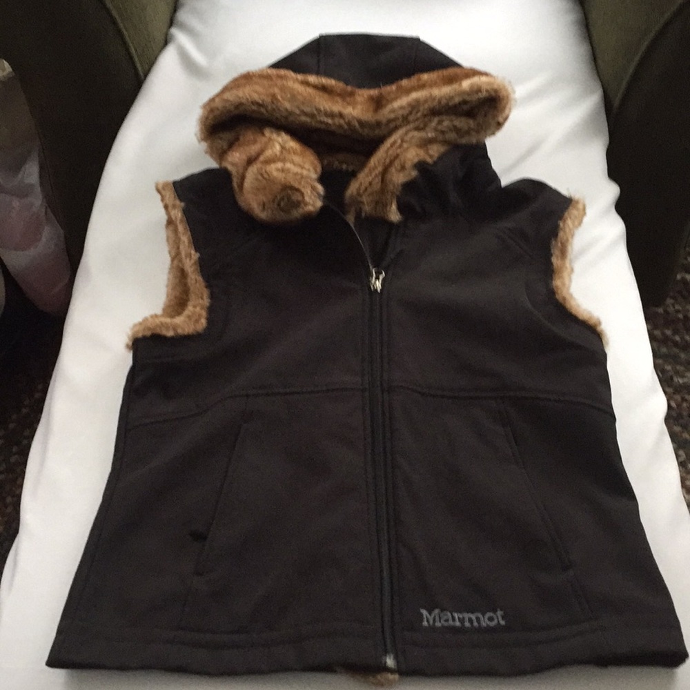 BEAUTIFUL Marmot Vest with Faux Fur Hood/Trim!